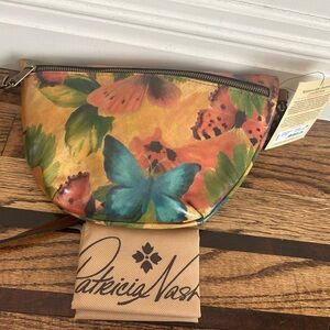 NWT! Patricia Nash Butterfly Watercolor Tinchi Crossbody / Belt Bag Retail $149